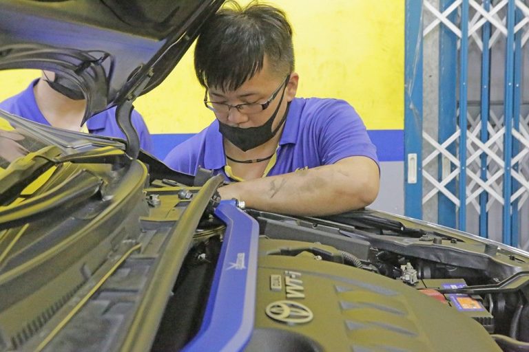 Toyota Corolla Altis 升級 KYB 白桶強化總成避震器 最高性價比的選擇
