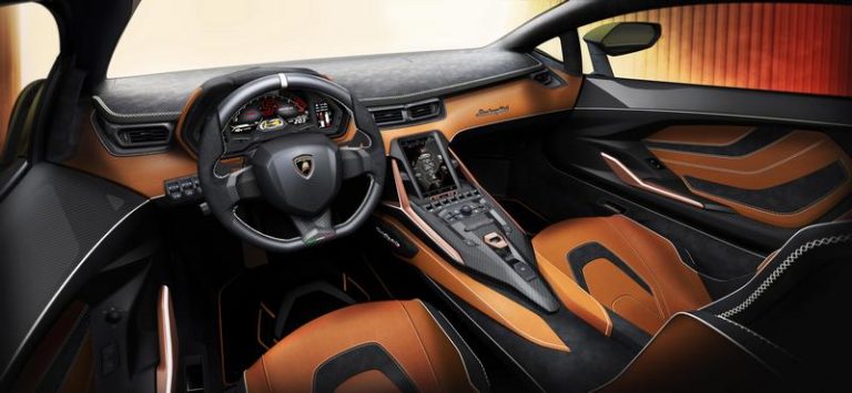 油電蠻牛上陣 Lamborghini Sián 正式亮相