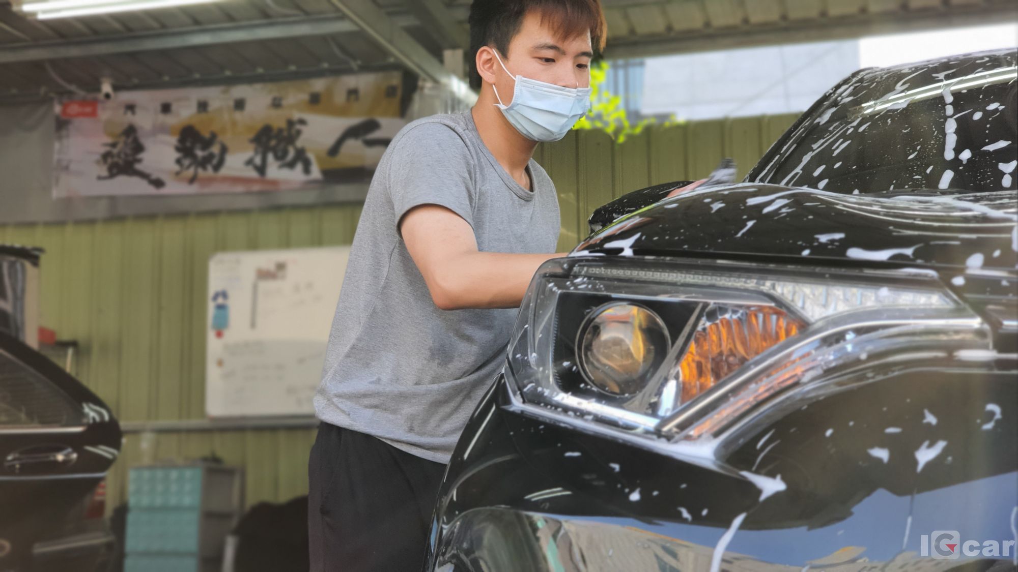 用禮賓車的品質打造汽美服務-內湖【大安汽車美容】
