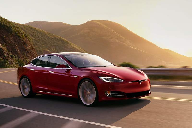 售價洗三溫暖 3/18 起 Tesla 主力車款價格調漲