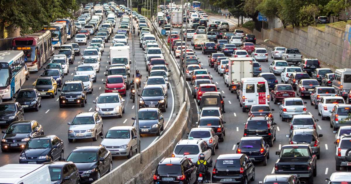 不管換哪道都塞?! 日本提出塞車距離縮短絕招