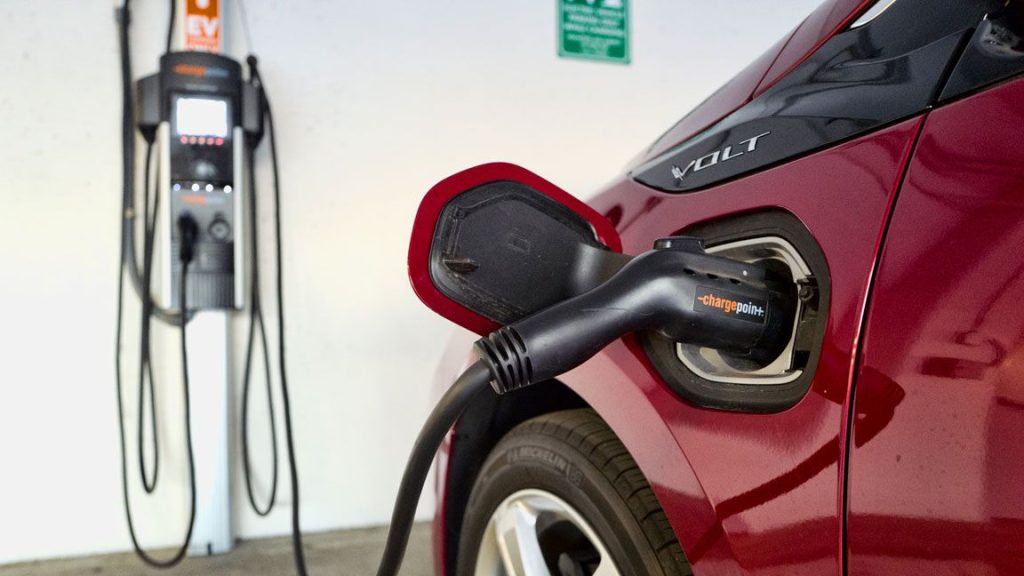 百萬噸鋰電池將屆期汰換 電動車與環保將何以兼得 ?