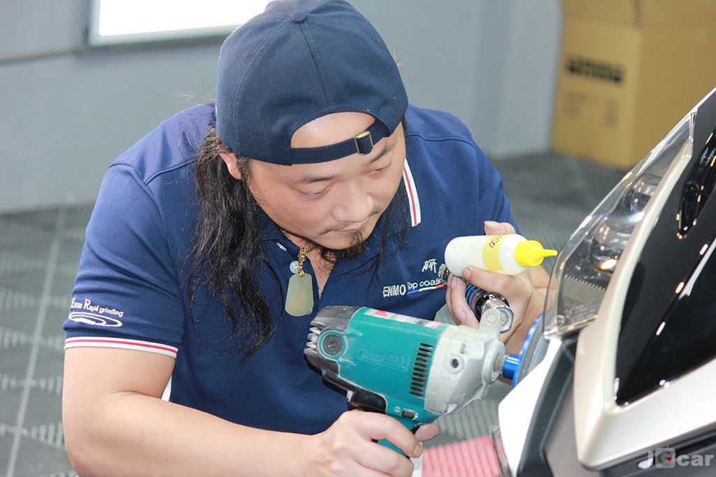 像藝術家的工作室 為你量身打造汽車美容服務【宜蘭極耀車體美研】