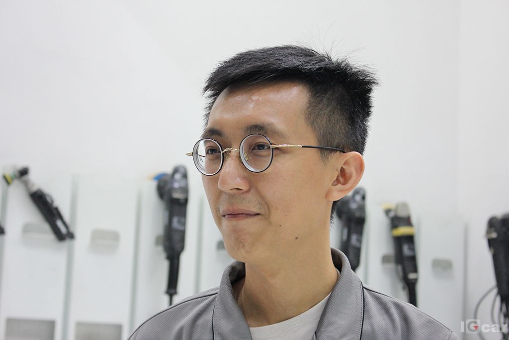 無法忍受一點瑕疵的純白執著【Leo Detailing 汽車美容】