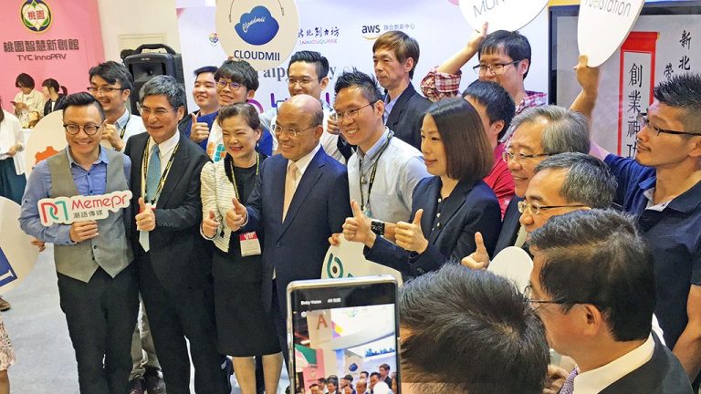 2019 InnoVEX 新創領航者齊聚 IGcar 雲端車廠管理系統於新北智能城市館大放異彩