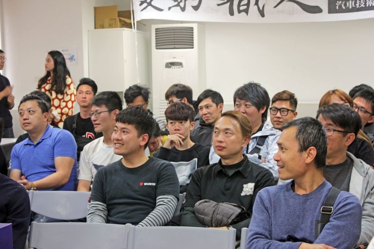 愛駒職人交流匯#5 如何與客戶建立信任感feat.汽美冠軍翁俊生