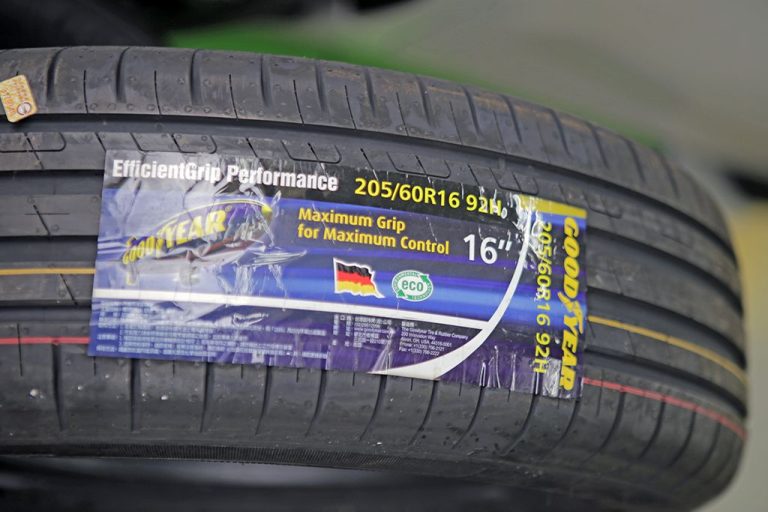BMW 2系列 Active Tourer 
固特異 EfficientGrip Performance 開箱分享