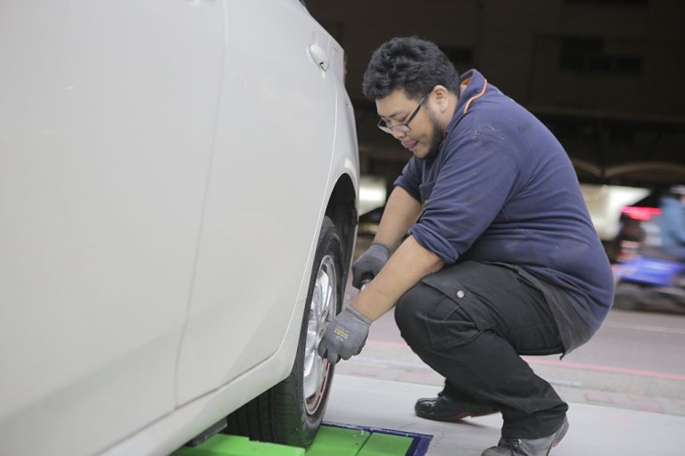 Toyota Prius Hybrid 固特異Assurance TripleMax 2 開箱分享