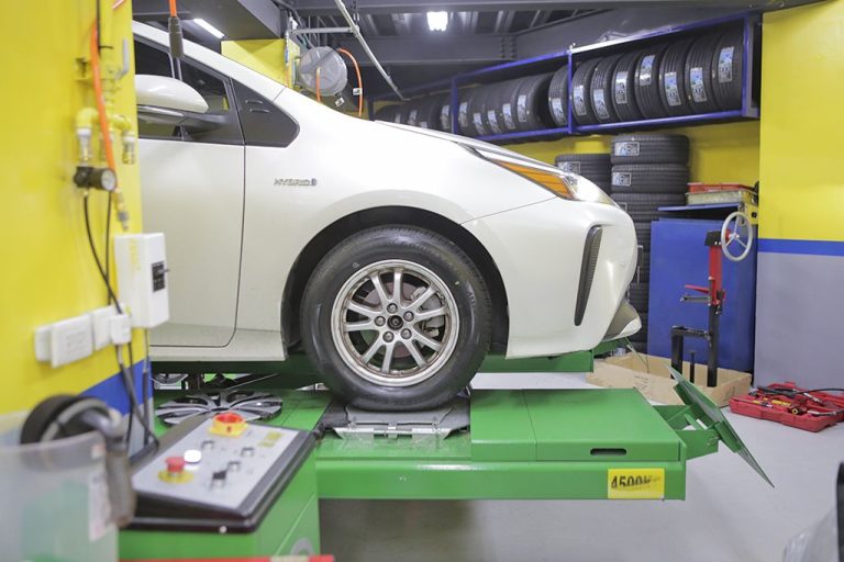 Toyota Prius Hybrid 固特異Assurance TripleMax 2 開箱分享