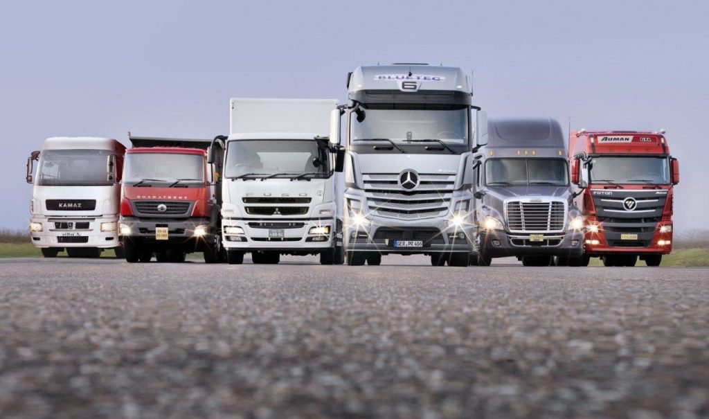 Daimler 集團架構重組 11 月起將拆分為三大公司