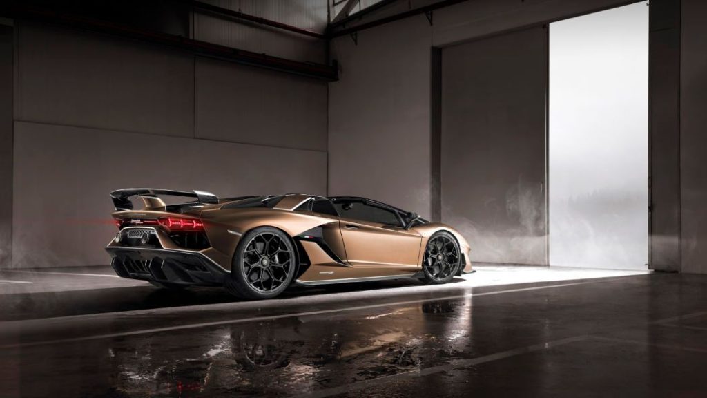 最速敞篷車王者 Lamborghini Aventador SVJ Roadster 正式發表
