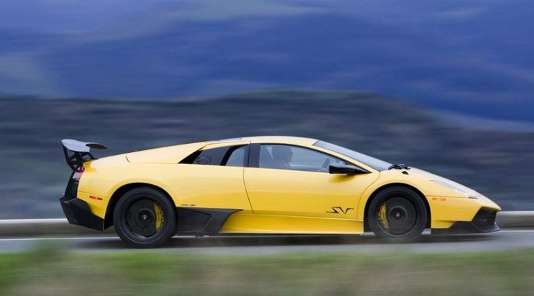 Lamborghini 天價超跑公開銷毀後 交通擬修法 違法沒入車輛將統一公開拍賣