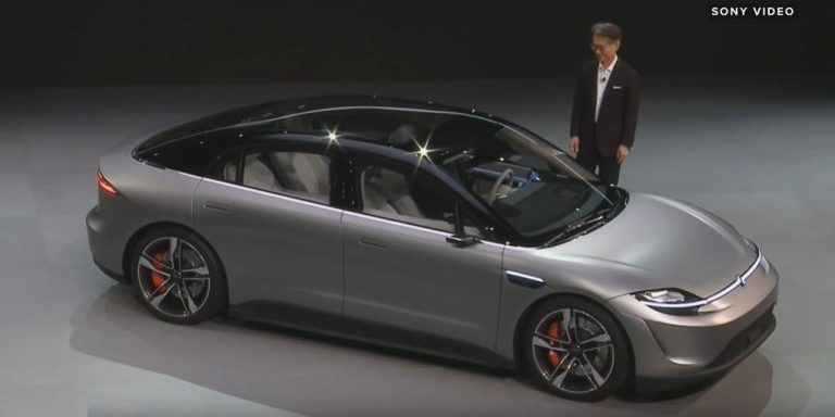 在 Dyson 不玩之後 Sony 於 2019 CES 展推出 Vision-S 電動概念車