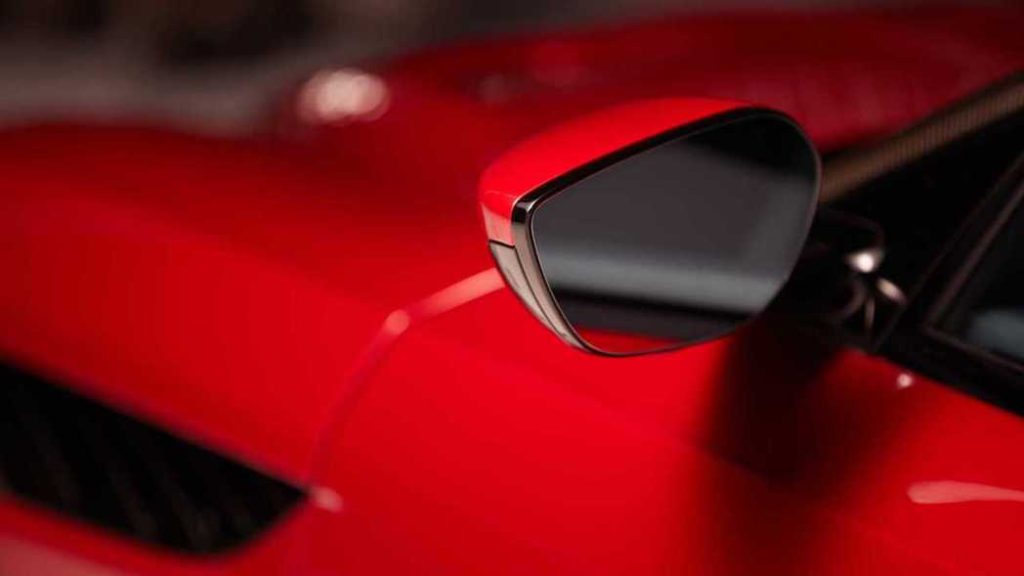 Aston Martin 將於 CES 展示三鏡一體數位後視系統