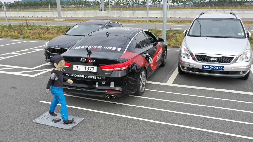 三寶 Out ! Hyundai mobis 發表 R-AEB 車後主動煞車系統