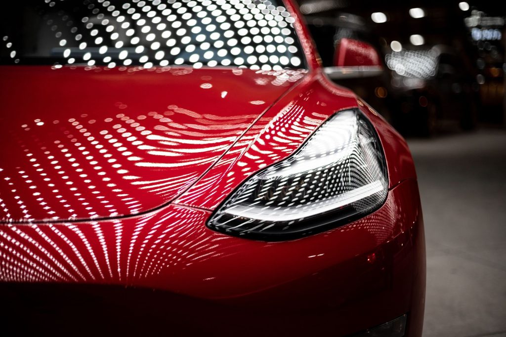 特斯拉車主懶人包!五分鐘看懂 Model 3 輪胎怎麼選
